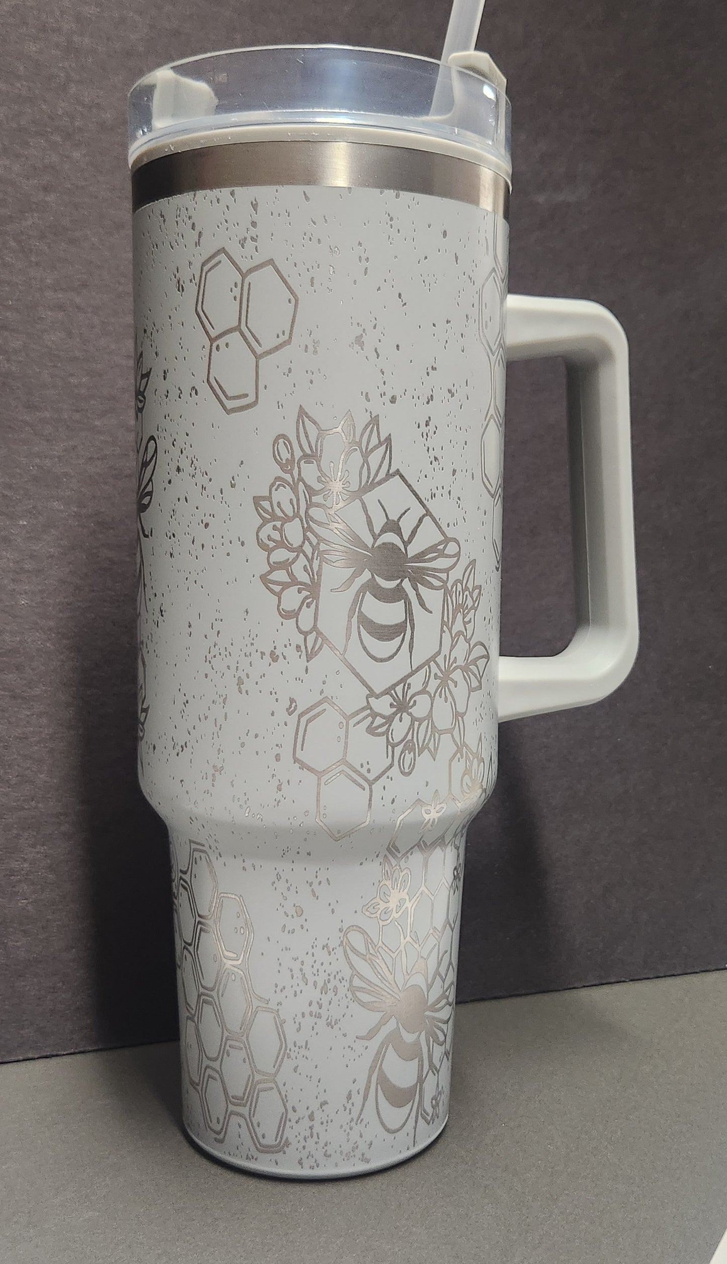 40oz Tumbler w/ handle