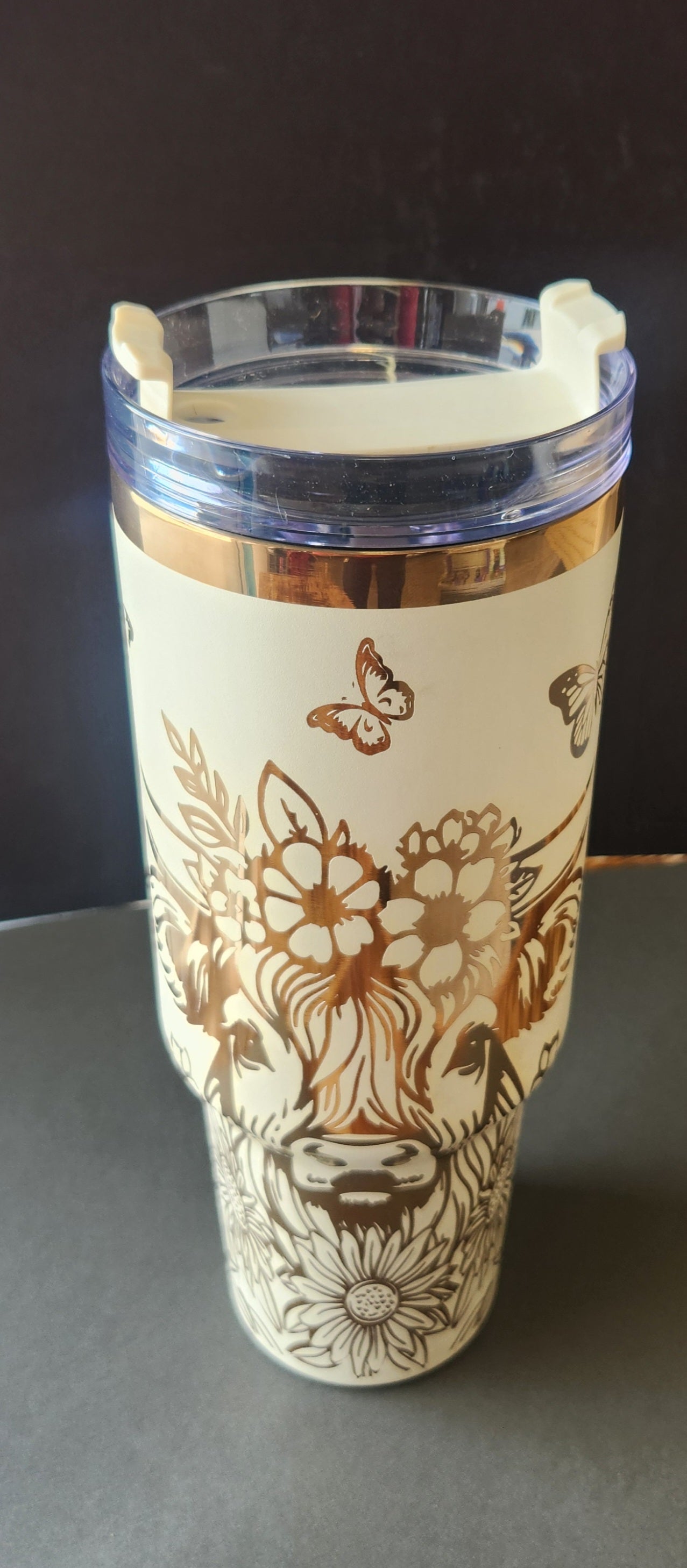 40oz Tumbler w/ handle